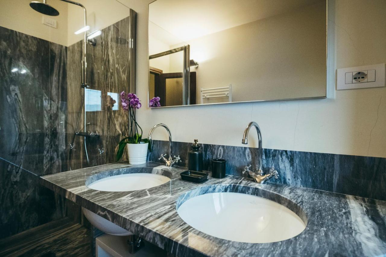 Casa Vacanza La Pozza Molazzana Exteriér fotografie